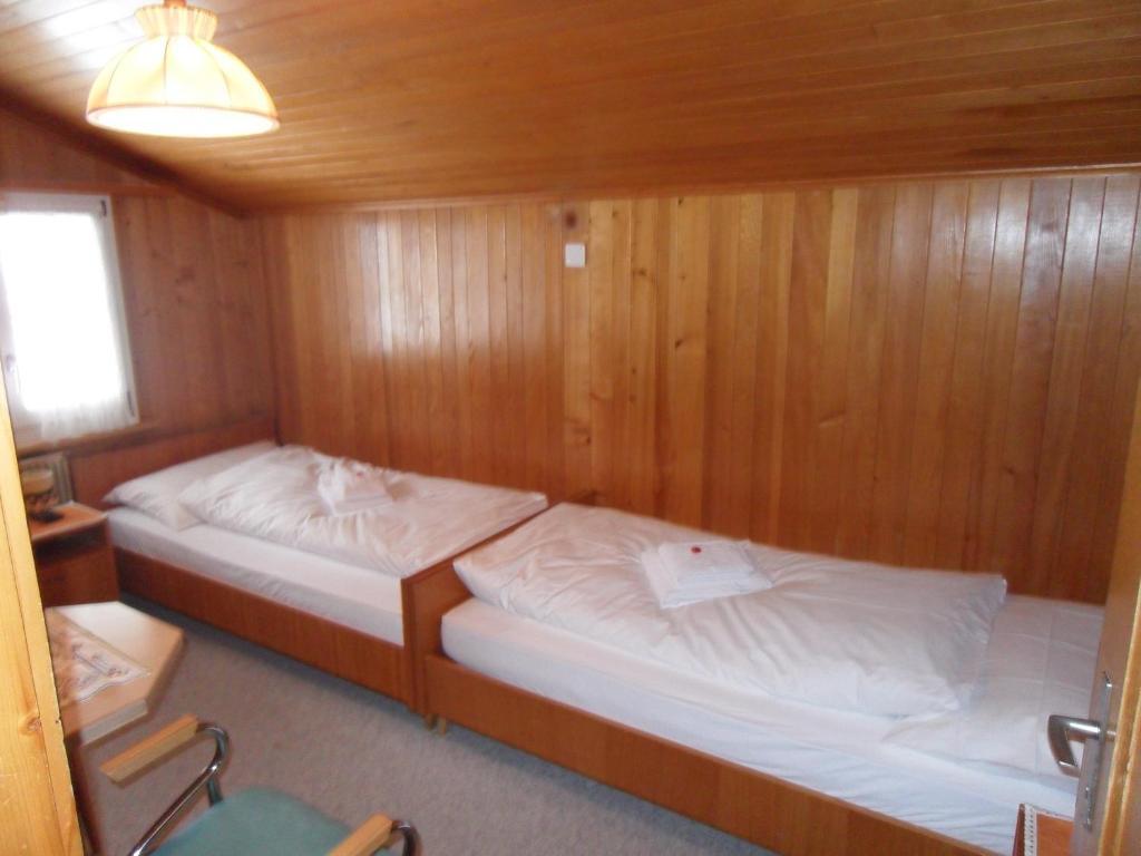 2-Star Griwarent Apartments Grindelwald Room photo